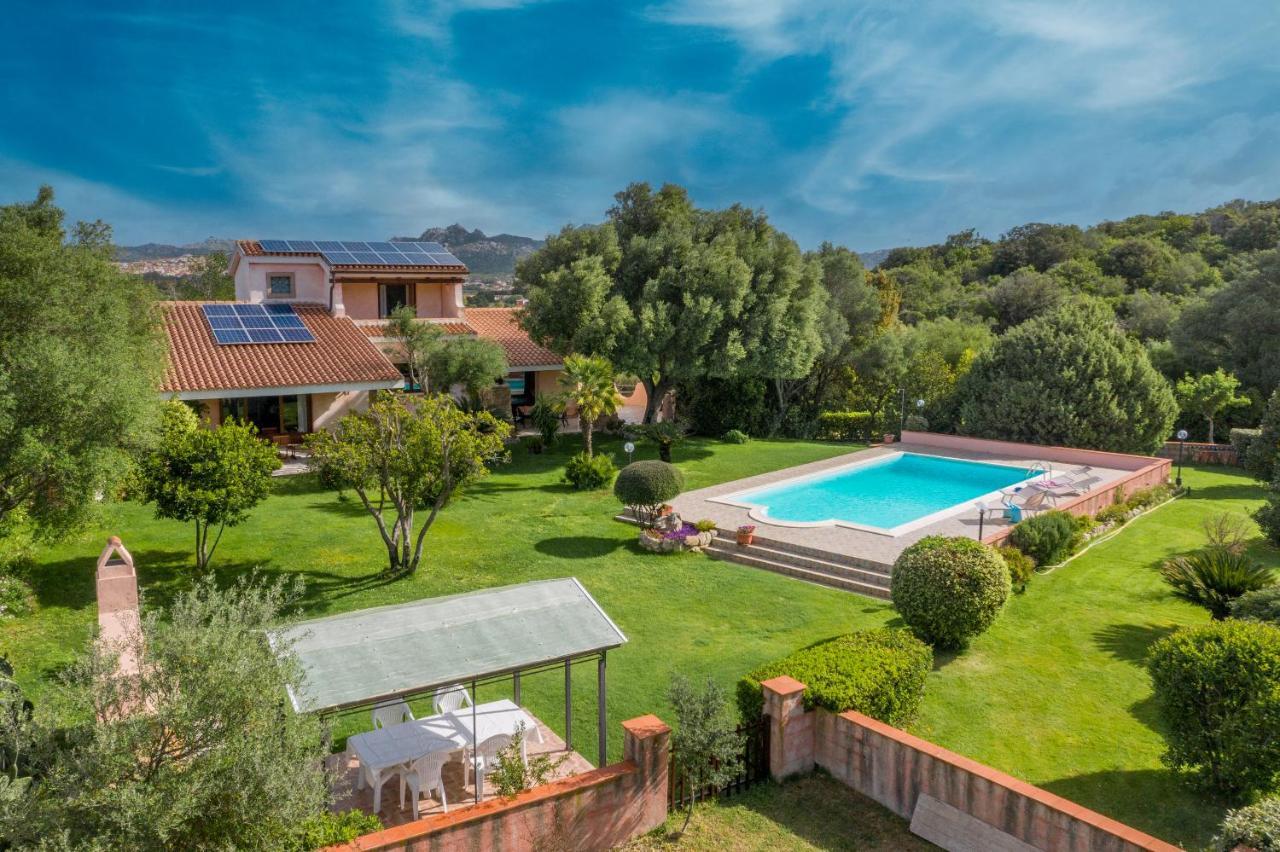 Sardinia Family Villas - Villa Adina With Private Pool In Arzachena Luaran gambar