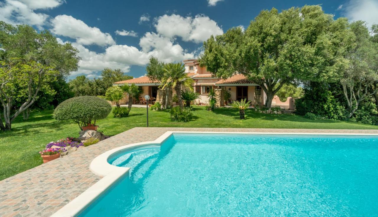 Sardinia Family Villas - Villa Adina With Private Pool In Arzachena Luaran gambar