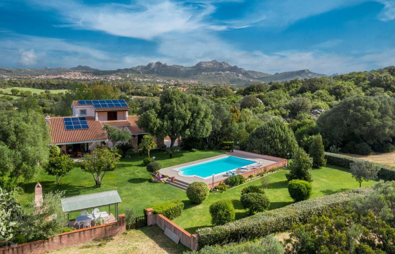 Sardinia Family Villas - Villa Adina With Private Pool In Arzachena Luaran gambar